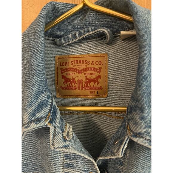 Levi Strauss & CO red tag jean jacket Women’s Large - Picture 4 of 13